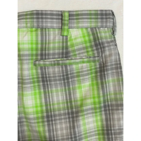 PGA Tour Men's Golf Shorts Size 34 Pro Series Green Gray Plaid - Picture 4 of 8
